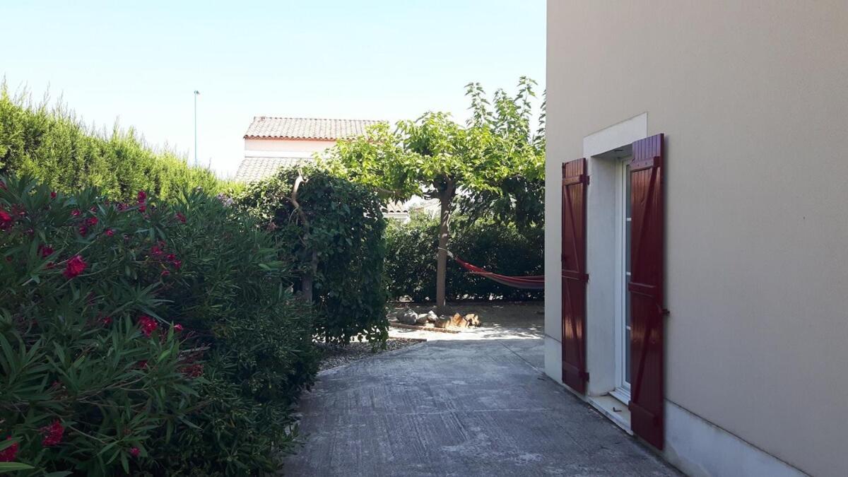 Pretty Narbone With Pool 200 M Apartamento Narbona