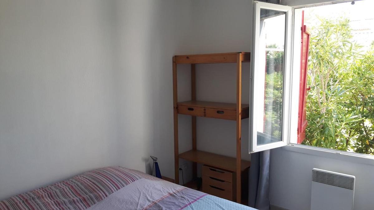 Apartamento Pretty Narbone With Pool 200 M Narbona